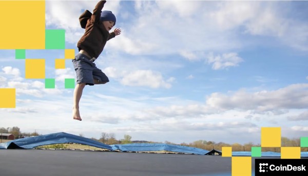 ������ͨ�����ݹ���ǰ�����رҼ۸񲨶�����